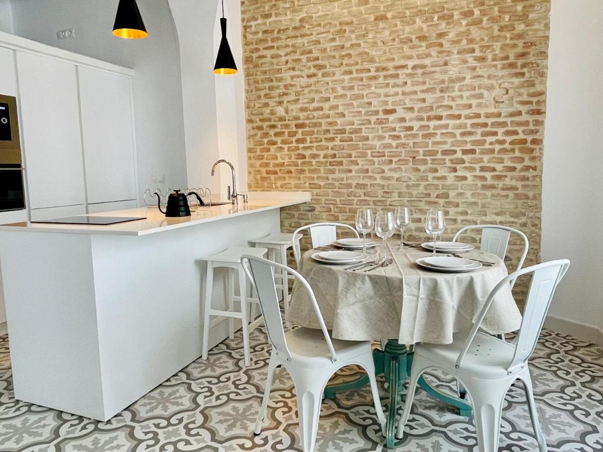 Modern Apartment In The City Centre, La Alameda Sevilla Buitenkant foto