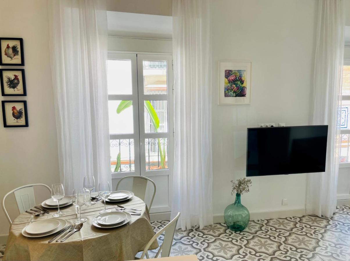 Modern Apartment In The City Centre, La Alameda Sevilla Buitenkant foto